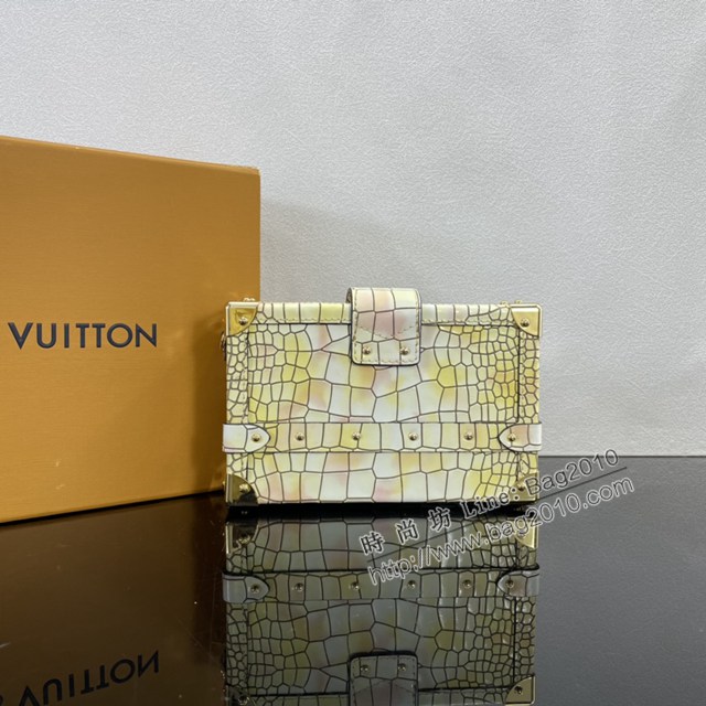 Lv路易威登2023專櫃新款Petite Malle手袋 LV鱷魚皮革袖珍硬箱斜挎男包 N82327 ydh5239